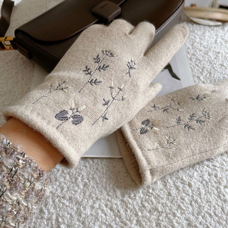Floral Embroidered Warm Gloves